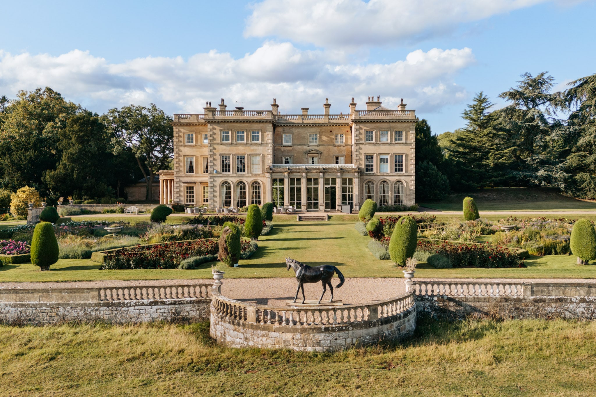 Aerial photograph of Prestwold Hall in Loughborough